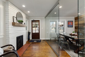 807 Bradford Ave, Nashville, TN à louer Photo intérieure– Image 1 sur 15