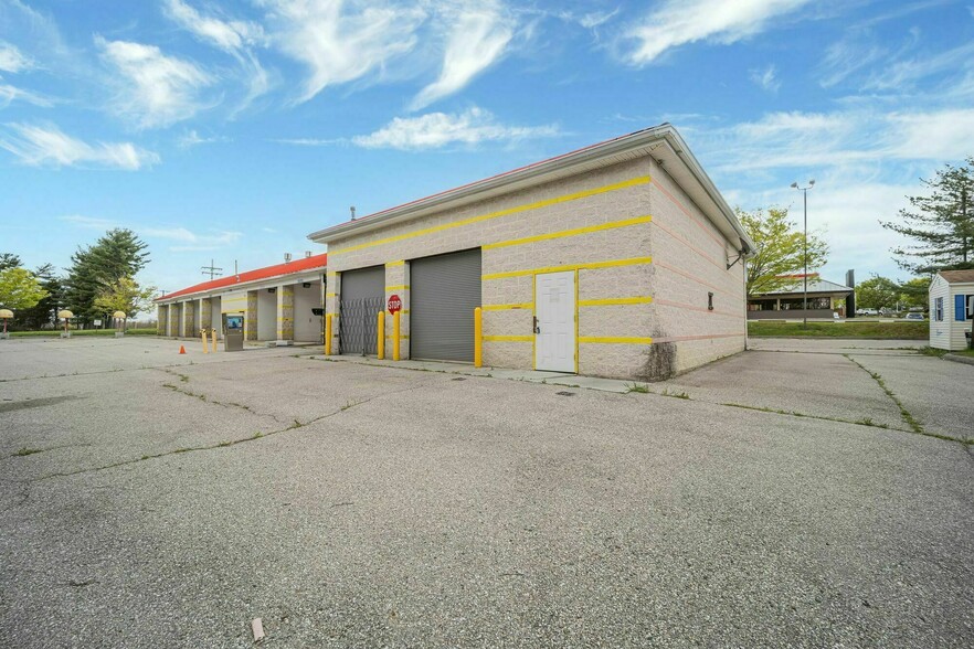 6625 Grove Ave, Windsor Mill, MD à louer - Photo de l’immeuble – Image 2 sur 14