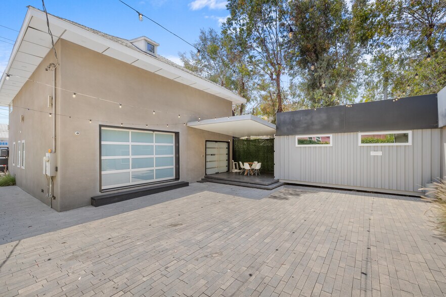 7065 Lexington Ave, West Hollywood, CA à vendre - Photo de l’immeuble – Image 3 sur 20