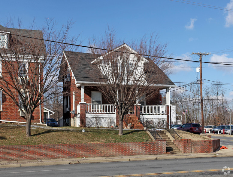 3714 Bladensburg Rd, Brentwood, MD à vendre - Photo principale – Image 1 sur 3