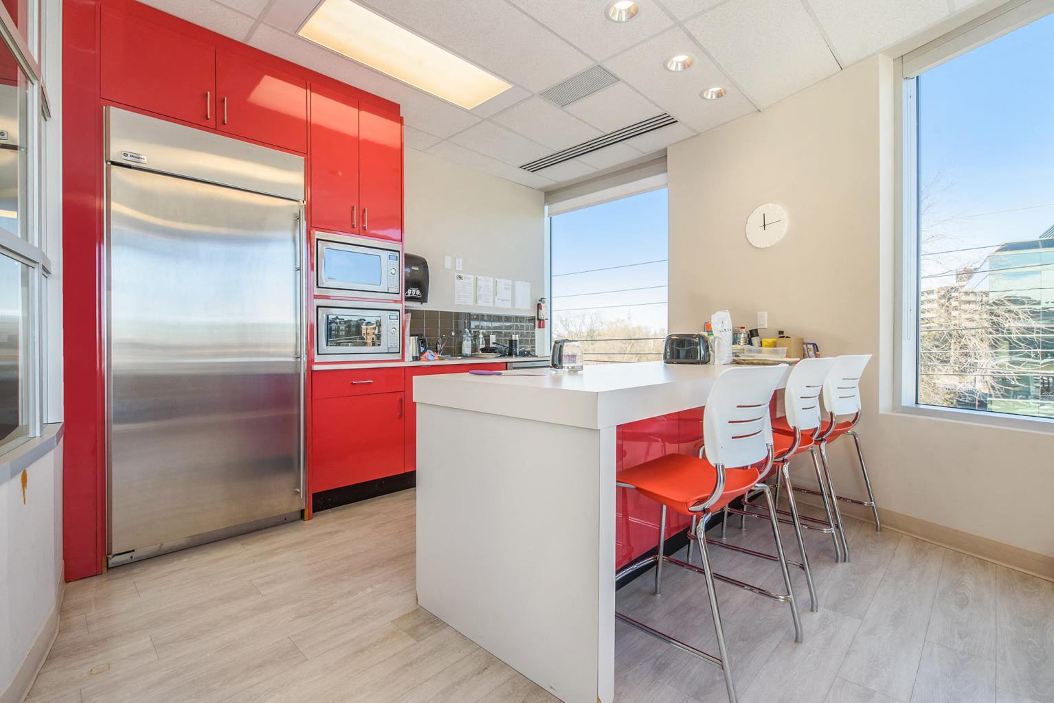 1150 Cyrville Rd, Ottawa, ON à louer Photo intérieure– Image 1 sur 4