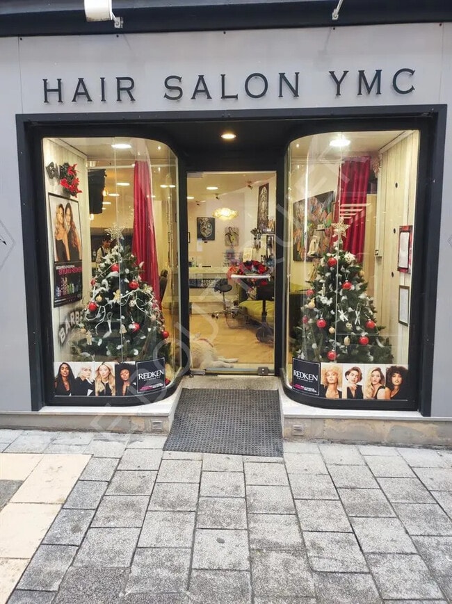 Plus de détails pour Local commercial à vendre