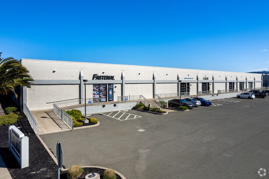 1200 S Harbour Way, Richmond, CA à louer - Photo de l’immeuble – Image 2 sur 5