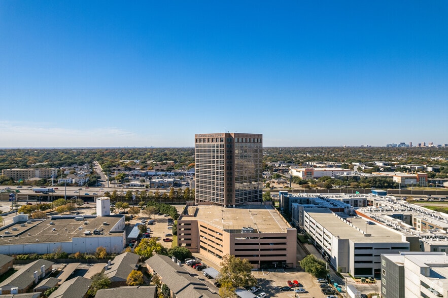 10440 N Central Expy, Dallas, TX à louer - Aérien – Image 3 sur 40