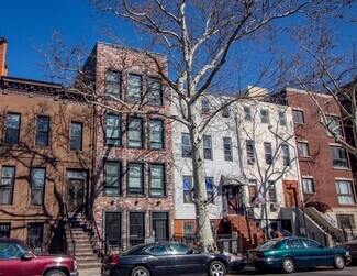 Plus de détails pour 259 Kosciuszko St, Brooklyn, NY - Logement à vendre