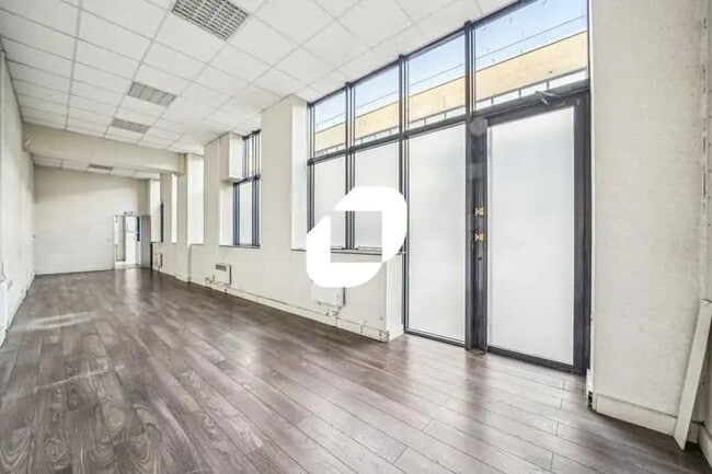 Plus de détails pour 19-23 Rue Aristide Briand, Vanves - Bureau, Local d'activités à louer
