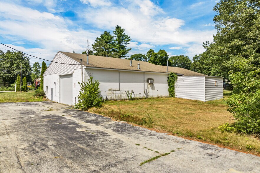 22 Kendall Pond Rd, Derry, NH à vendre - Photo de l’immeuble – Image 2 sur 29