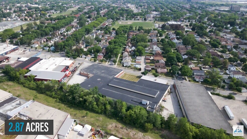 2300 W Cornell St, Milwaukee, WI à vendre - Vidéo sur l’annonce professionnelle – Image 2 sur 8