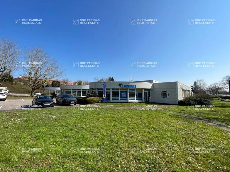 Local d'activités dans Ludres à vendre - Photo de l’immeuble – Image 2 sur 19