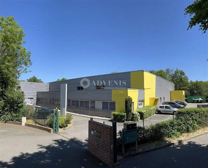 Industriel/Logistique dans Trappes à louer - Photo de l’immeuble – Image 1 sur 6