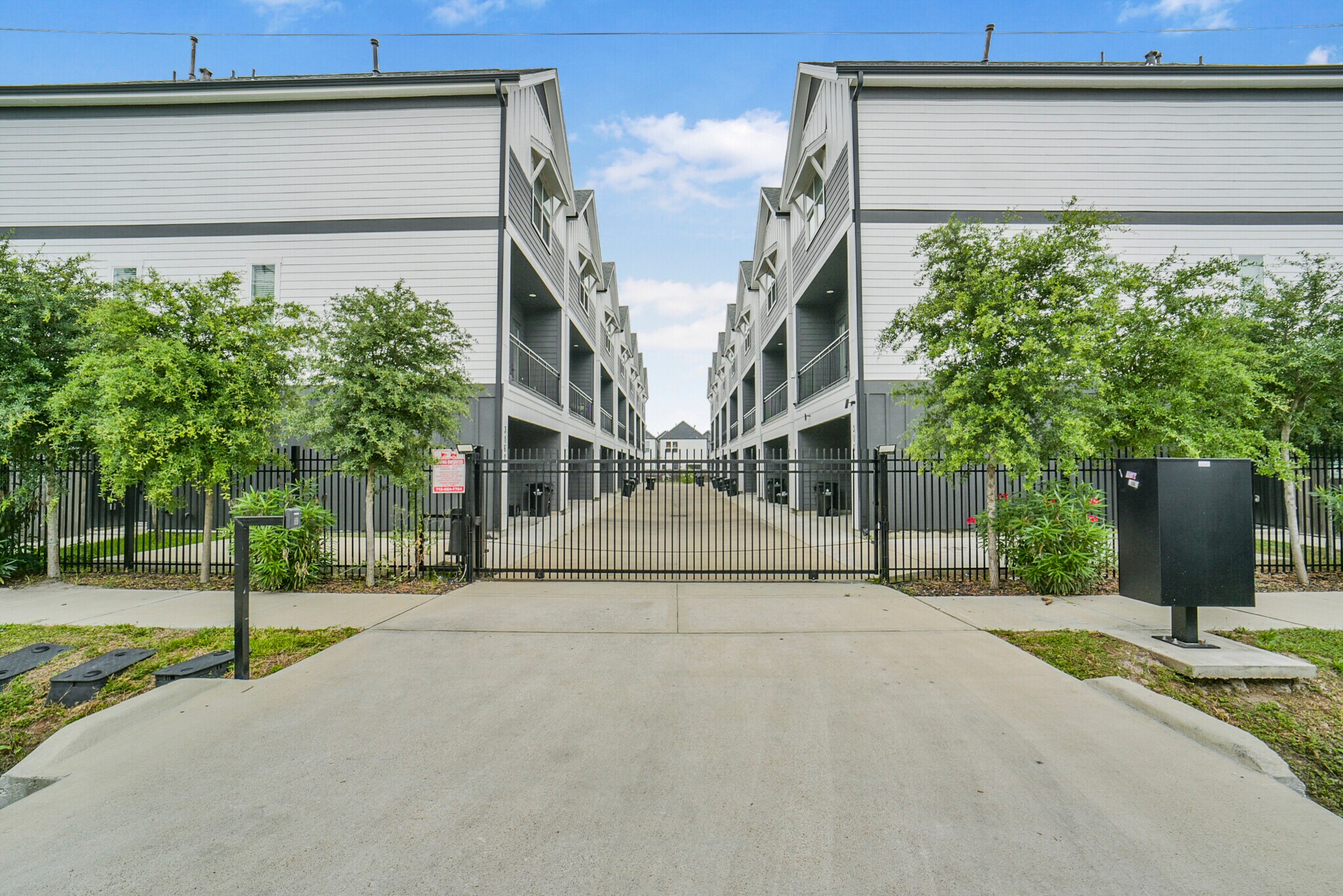 316 Thornton Rd, Houston, TX à vendre Photo de l’immeuble– Image 1 sur 51