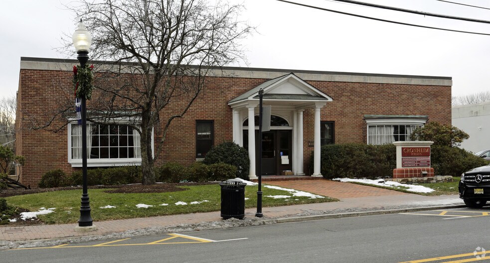 205 Main St, Chatham, NJ à louer - Photo principale – Image 1 sur 8