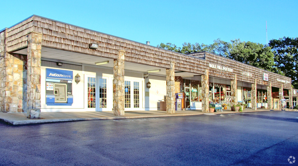 1238 Taft Hwy, Signal Mountain, TN à louer - Photo de l’immeuble – Image 2 sur 6