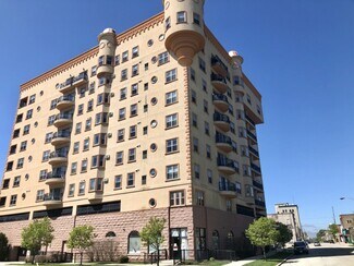 Plus de détails pour 5710 4th Ave, Kenosha, WI - Local commercial à louer