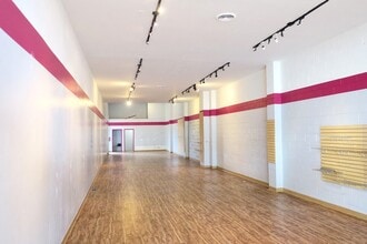 1417 4th St, San Rafael, CA à louer Photo intérieure– Image 1 sur 5