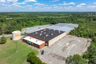 Plus de détails pour 520 E Main St, Candor, NC - Industriel/Logistique à louer
