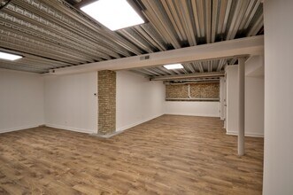 3404-3412 N Sheffield Ave, Chicago, IL à louer Photo de l’immeuble– Image 2 sur 7