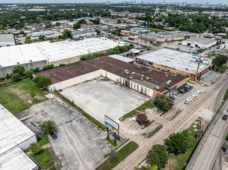 6628-6630 Gulf Fwy, Houston, TX à vendre - Photo de l’immeuble – Image 2 sur 8