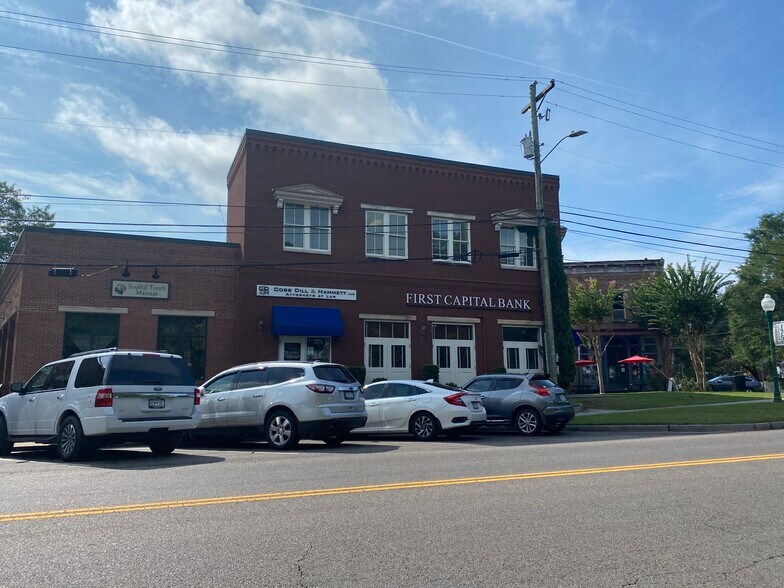 237 S Cedar St, Summerville, SC à louer - Photo de l’immeuble – Image 3 sur 4