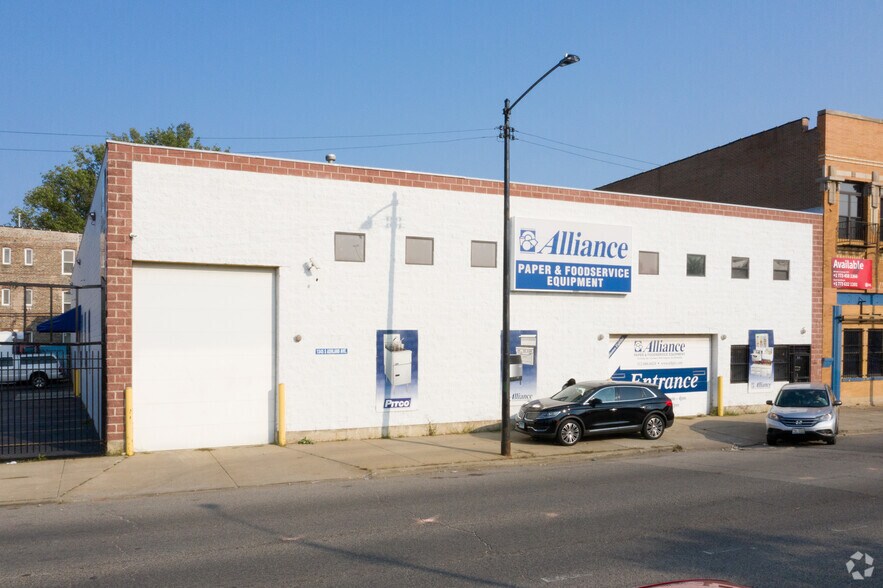 1345 S Ashland Ave, Chicago, IL à louer - Photo principale – Image 1 sur 3
