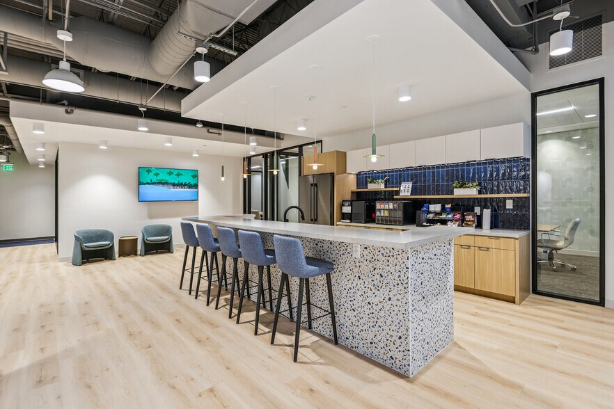 5201 Congress Ave, Boca Raton, FL à louer - Photo de l’immeuble – Image 3 sur 9