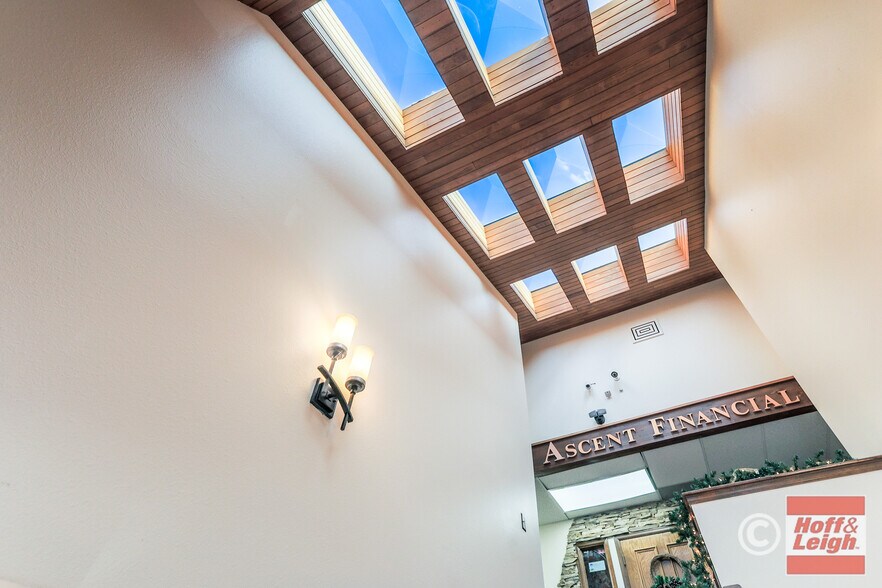 5875 Lehman Dr, Colorado Springs, CO à louer - Photo intérieure – Image 2 sur 3