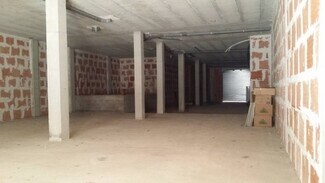 Plus de détails pour Local commercial à louer