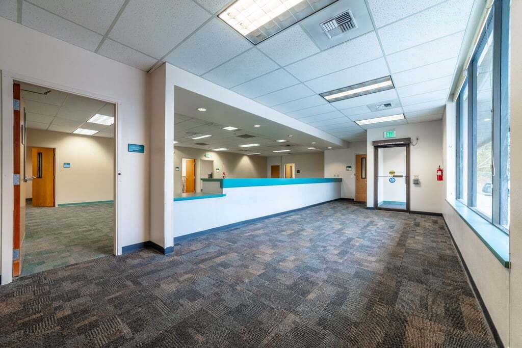 1605 E Front St, Port Angeles, WA à louer Photo intérieure– Image 1 sur 8