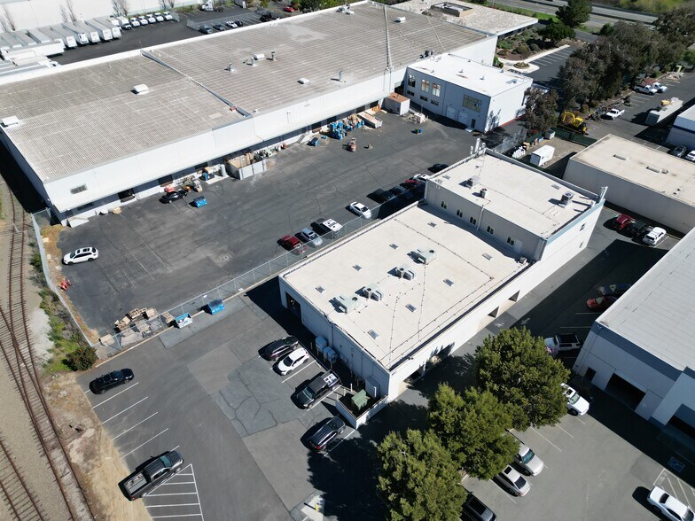 4401-4457 Park Rd, Benicia, CA à louer - Photo de l’immeuble – Image 2 sur 15