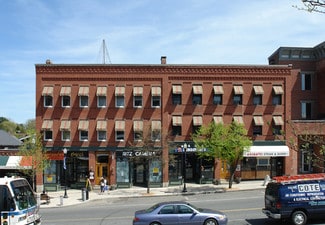 Plus de détails pour 23-25 N Pleasant St, Amherst, MA - Local commercial à louer