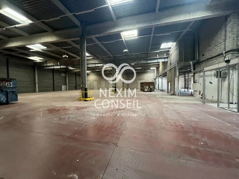 Local d’activités dans Gennevilliers à louer - Photo de l’immeuble – Image 2 sur 4