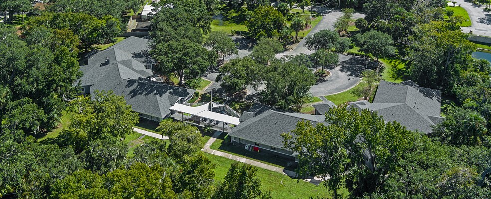 515 Tomoka Ave, Ormond Beach, FL à louer - Photo de l’immeuble – Image 1 sur 9