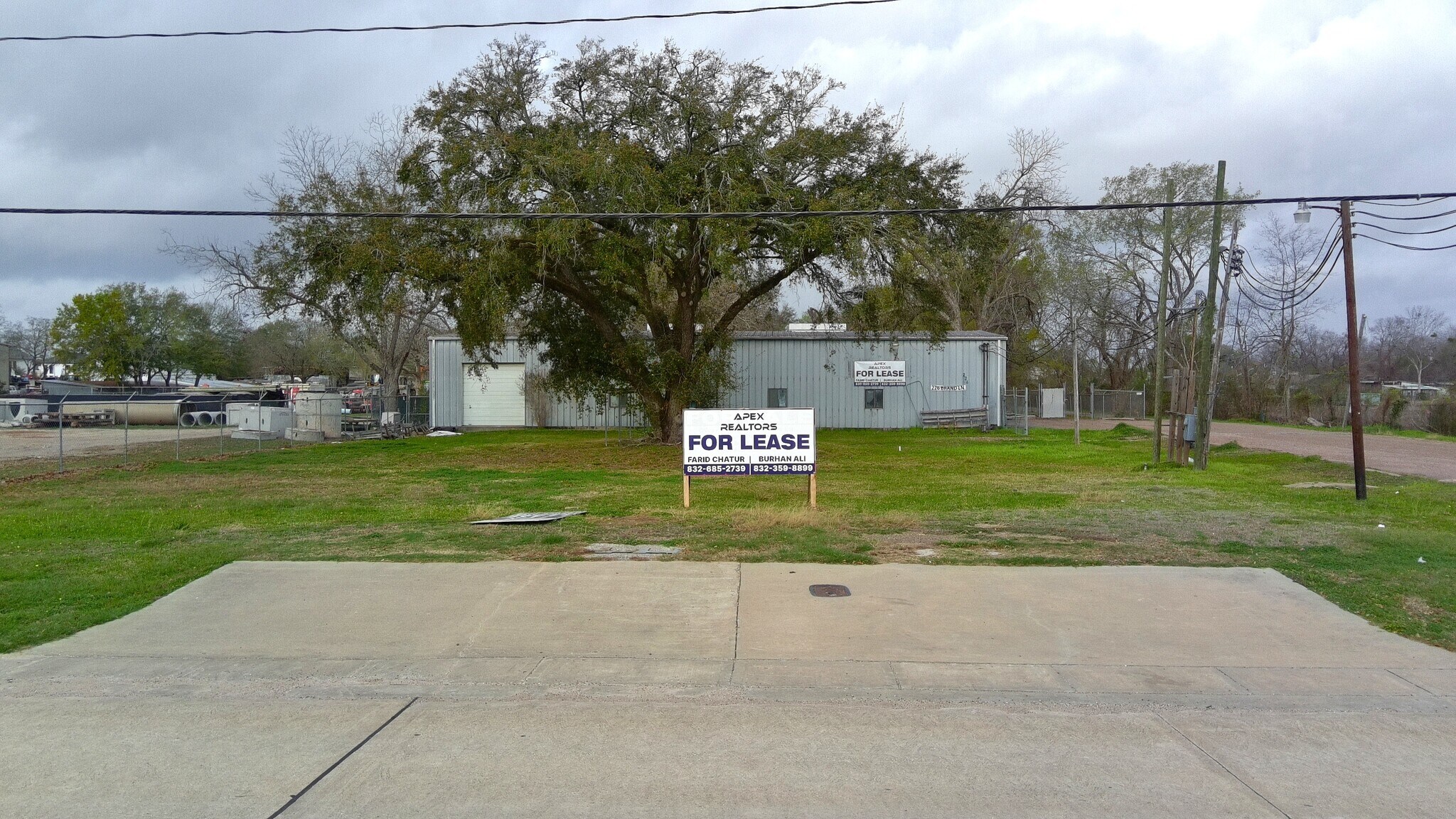 226 Brand Ln, Stafford, TX à louer Photo principale– Image 1 sur 10