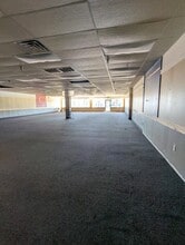 11212-11376 S Orange Blossom Trl, Orlando, FL à louer Photo intérieure– Image 2 sur 3