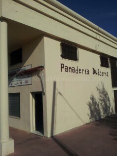 Plus de détails pour Local commercial à louer