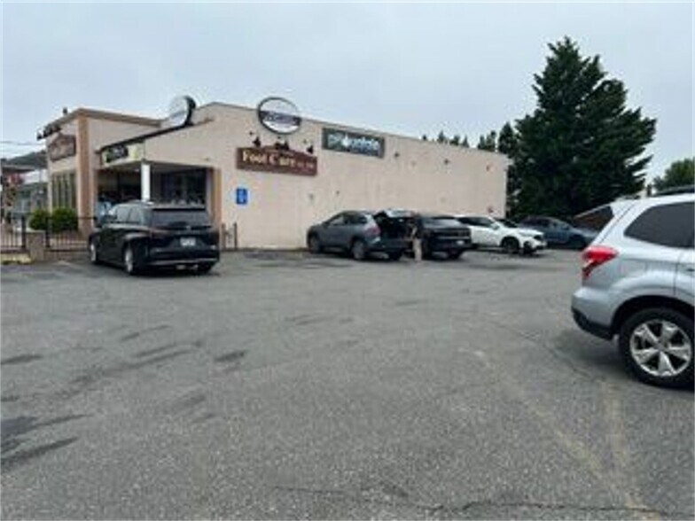2793 Jerusalem Ave, North Bellmore, NY à louer - Photo de l’immeuble – Image 3 sur 8