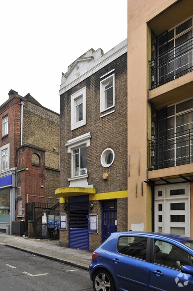 1 Barrhill Rd, Londres à louer - Photo de l’immeuble – Image 2 sur 5