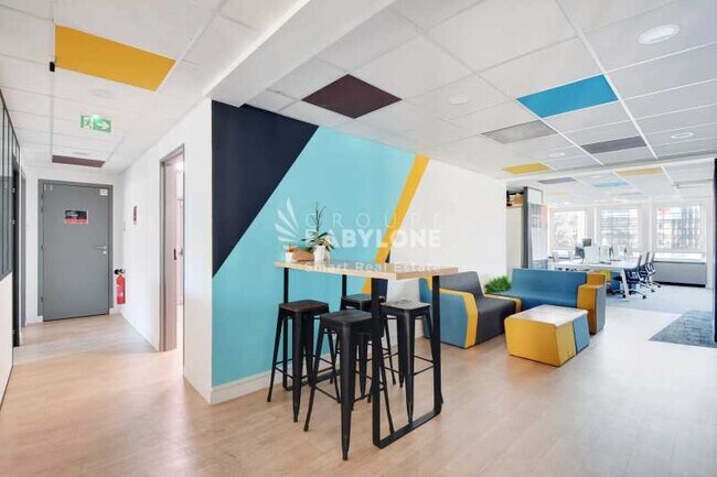 Plus de détails pour Bureau à louer