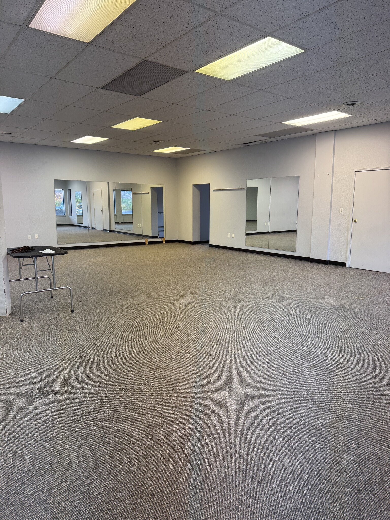 12760-12802 Santa Fe Trail Dr, Lenexa, KS à louer Photo intérieure– Image 1 sur 2