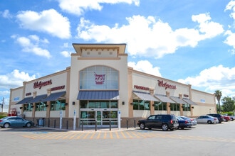 510 N Alamo Rd, Alamo, TX à louer Photo de l’immeuble– Image 1 sur 3