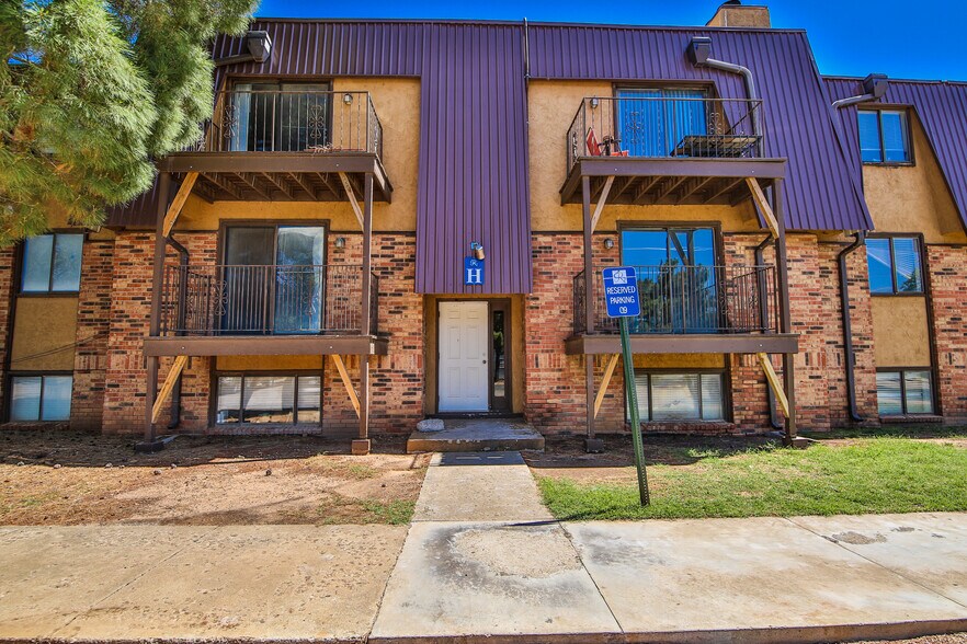 5202 Bangor Ave, Lubbock, TX à vendre - Photo de l’immeuble – Image 3 sur 90