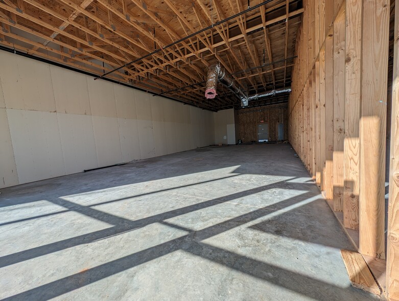 1734-1740 NW 82nd St, Lawton, OK à louer - Photo intérieure – Image 3 sur 5