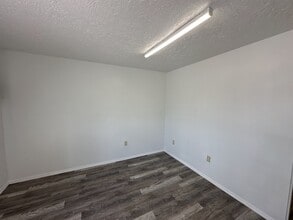 325-395 Commercial St, Casselberry, FL à louer Photo intérieure– Image 2 sur 2