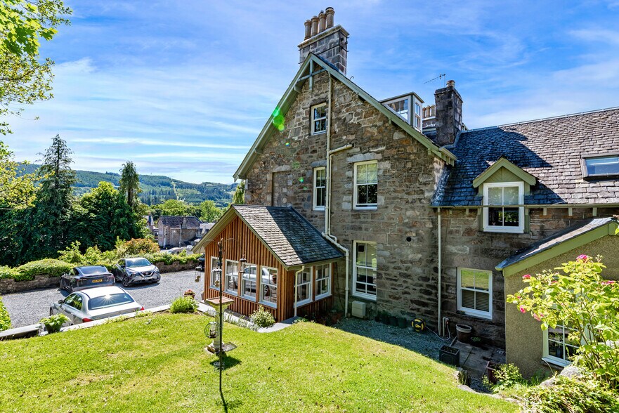 2 Lower Oakfield, Pitlochry à vendre - Photo de l’immeuble – Image 2 sur 19