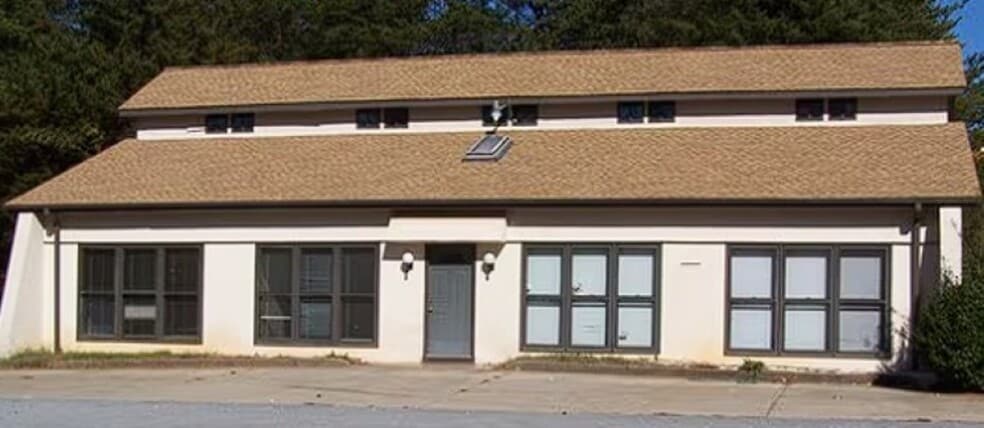 208 Oak Forest Rd, Spartanburg, SC à louer - Photo principale – Image 2 sur 5