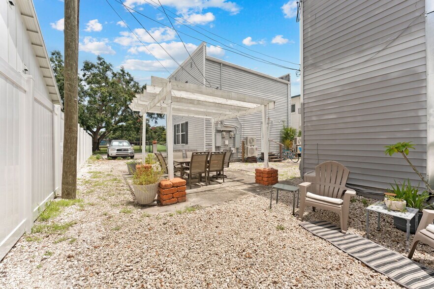 1326 17th Ter N, Saint Petersburg, FL à vendre - Photo de l’immeuble – Image 3 sur 16
