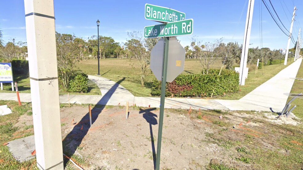 8601 Lake Worth Rd, Lake Worth, FL à louer - Photo de l’immeuble – Image 3 sur 3