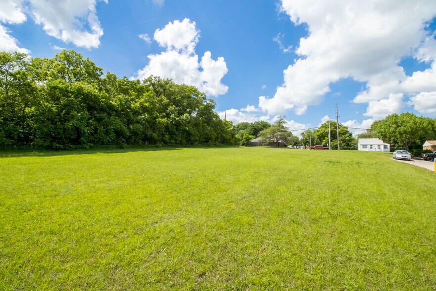 E Pawnee St, Wichita, KS à vendre - Photo de l’immeuble – Image 2 sur 2