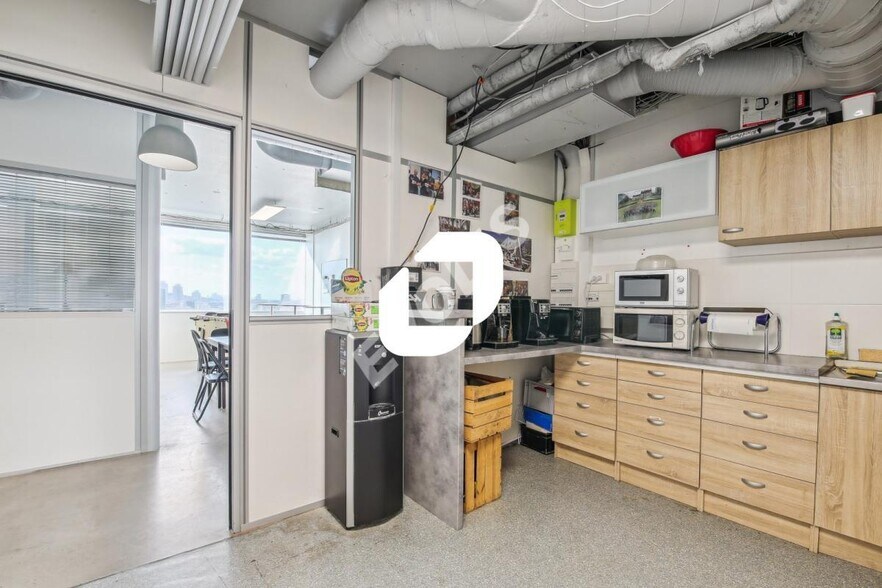 Bureau dans Pantin à vendre - Photo de l’immeuble – Image 3 sur 14