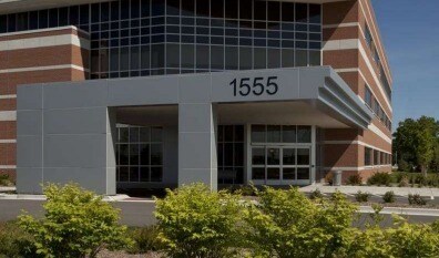1555 E South Blvd, Rochester Hills, MI à louer - Photo de l’immeuble – Image 3 sur 7